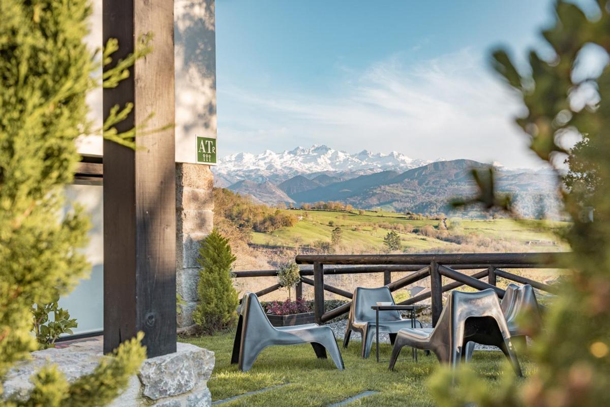 Apartamentos Picabel Onís Exteriér fotografie