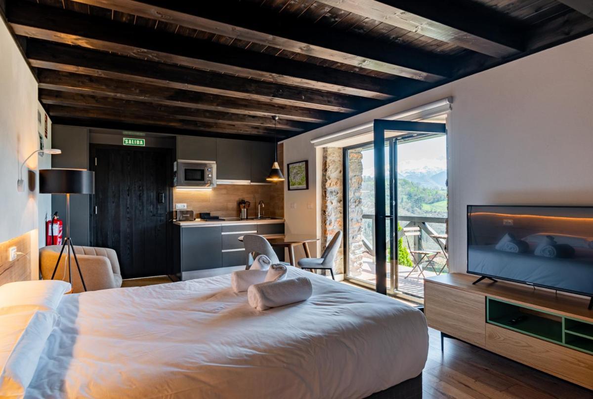 Apartamentos Picabel Onís Exteriér fotografie